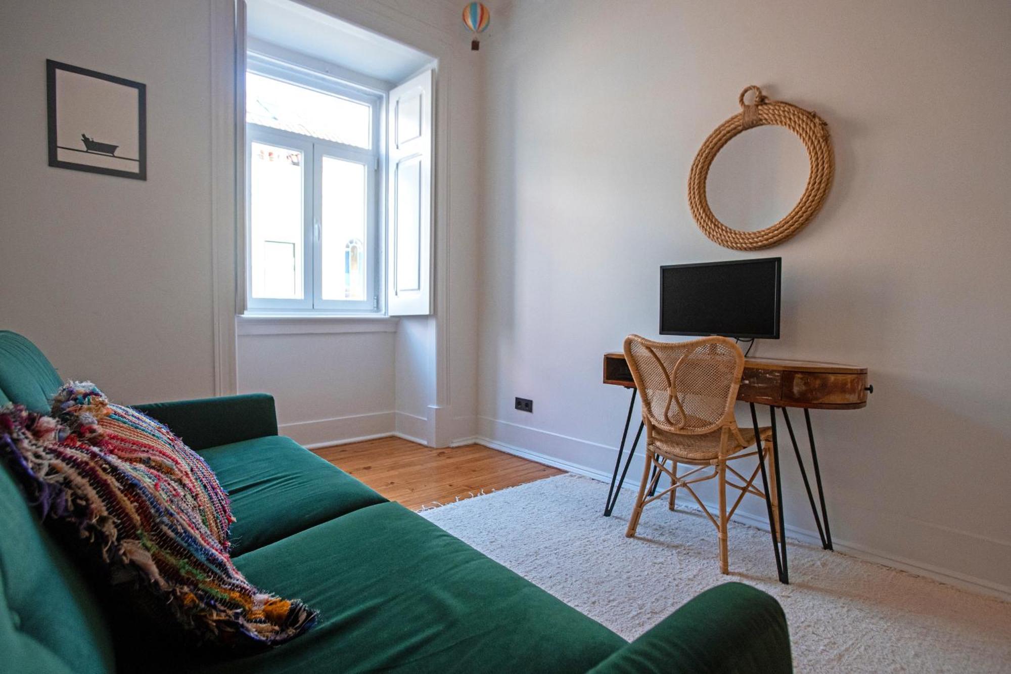 Modern And Luxurious In Apartamento Lisboa